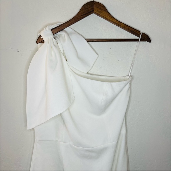 Dress the Population Tiffany one-shoulder midi dress in white crepe fabric - Picture 5 of 12